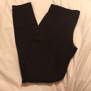 Elie Tahari Pants - Elie Tahari Leggings, size 2 Elie Tahari Pants - Elie Tahari Leggings, size 2